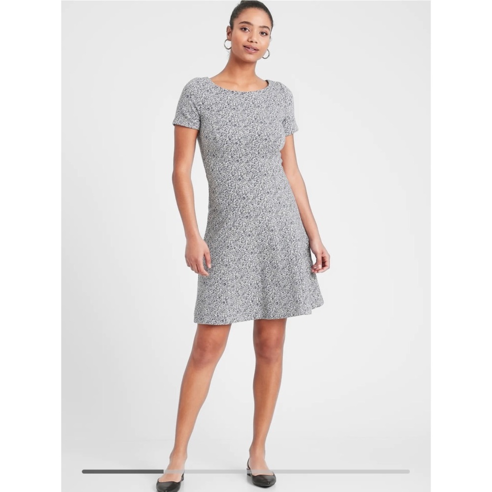 NWT Banana Republic Knit Jacquard Dress